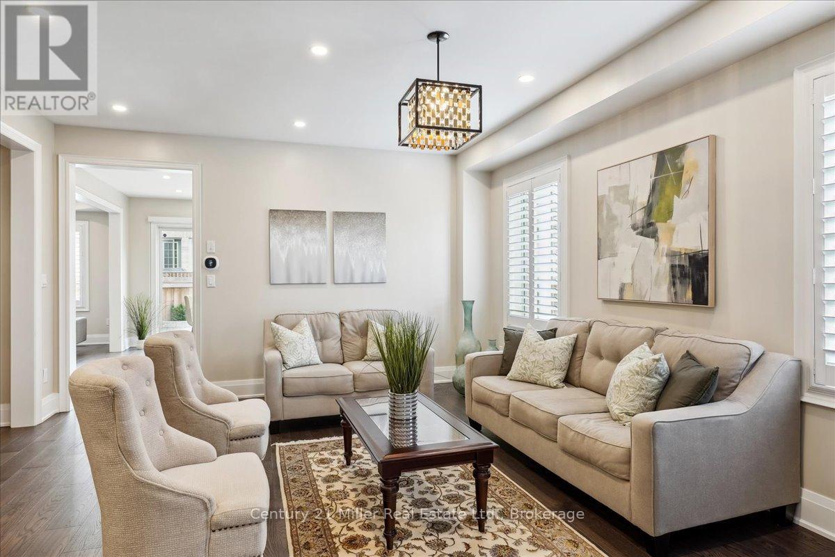 3083 Streamwood Passage, Oakville, Ontario  L6H 0S8 - Photo 4 - W11882821