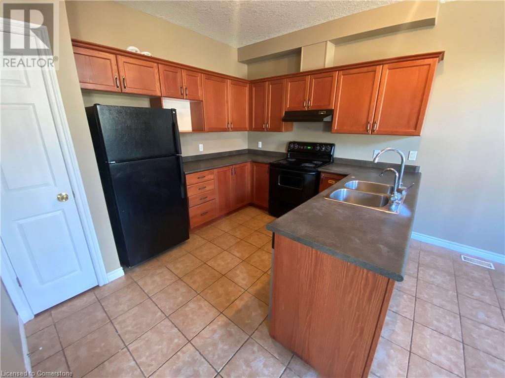 7 Booty Lane, Cambridge, Ontario  N1R 8P5 - Photo 10 - 40682842