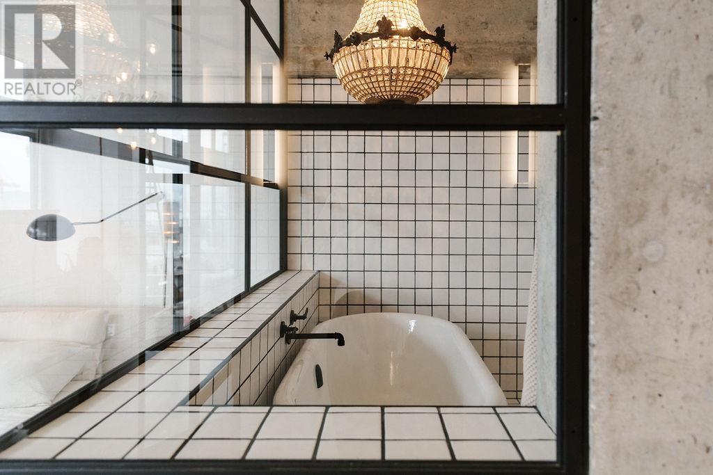 Listing Picture 11 of 29 : 1010 289 ALEXANDER STREET, Vancouver / 溫哥華 - 魯藝地產 Yvonne Lu Group - MLS Medallion Club Member