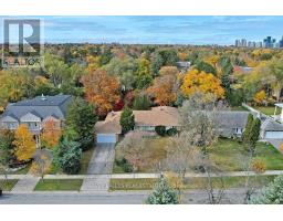 8 Sandfield Road, Toronto (Banbury-Don Mills), Ca