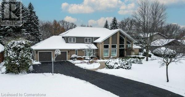 587 MANORWOOD Court, Waterloo, Ontario