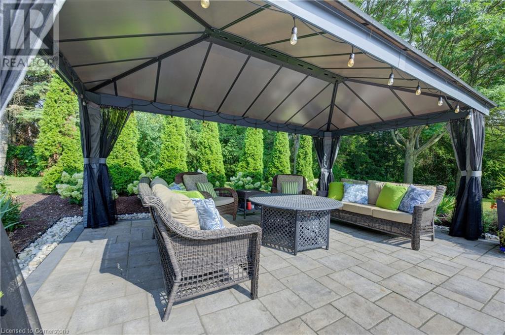 587 Manorwood Court, Waterloo, Ontario  N2K 3L7 - Photo 8 - 40642940