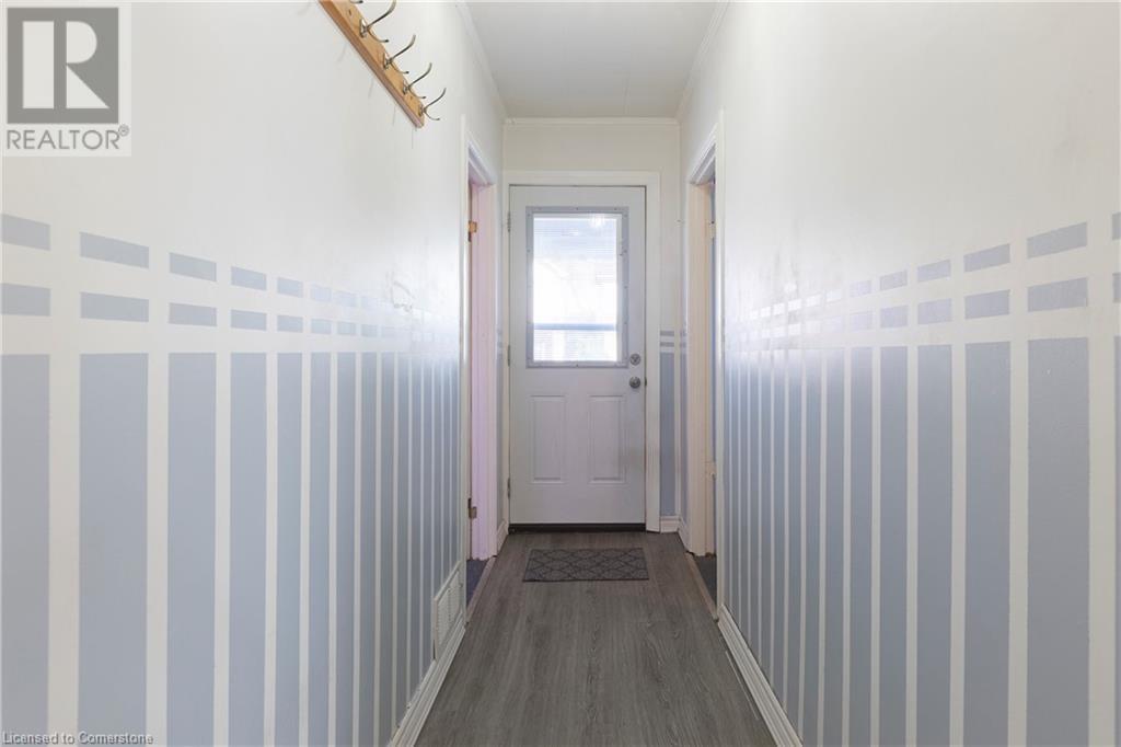 26 Argyle Avenue, Hamilton, Ontario  L8H 2S6 - Photo 3 - 40680908