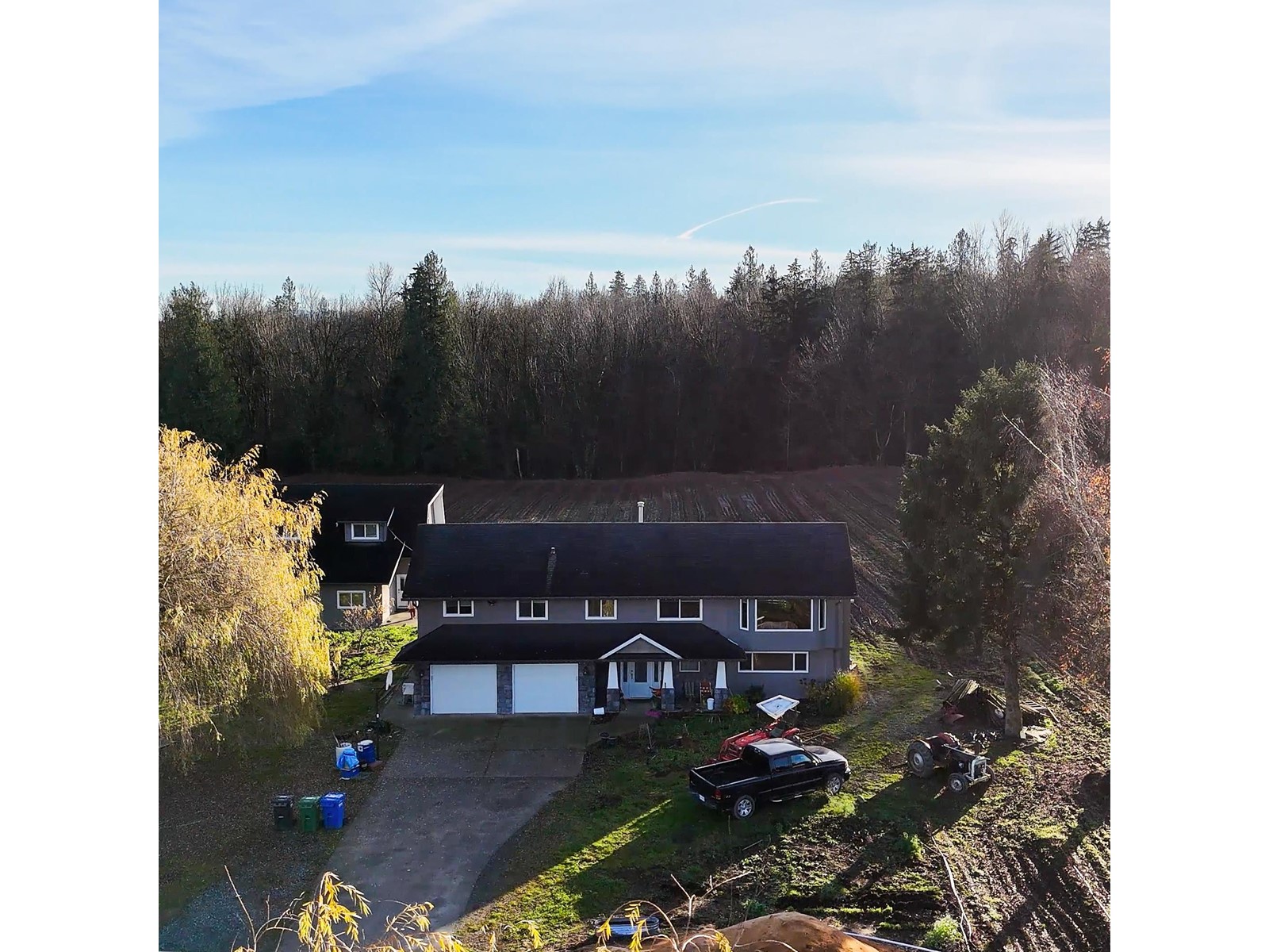 Property at 29914 GLENGARRRY AVENUE image 2
