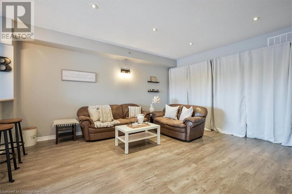 308 Watson Parkway N Unit# 407, Guelph, Ontario  N1E 0G7 - Photo 11 - 40683669