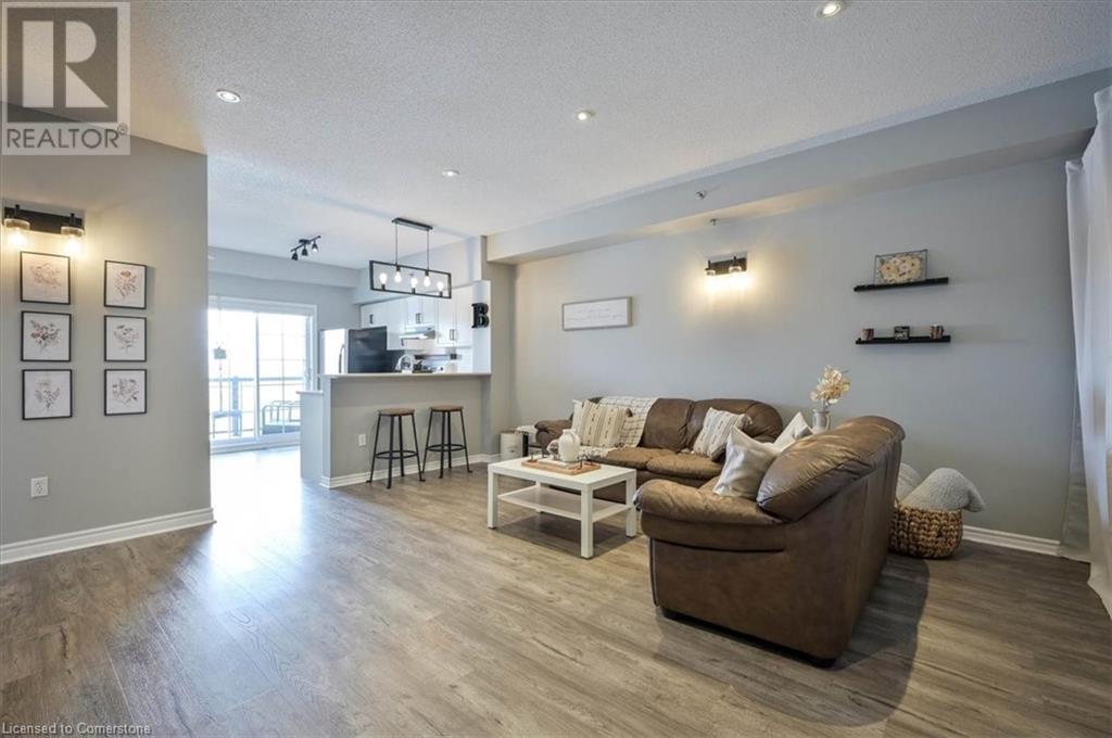 308 Watson Parkway N Unit# 407, Guelph, Ontario  N1E 0G7 - Photo 12 - 40683669