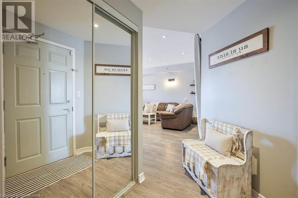 308 Watson Parkway N Unit# 407, Guelph, Ontario  N1E 0G7 - Photo 4 - 40683669