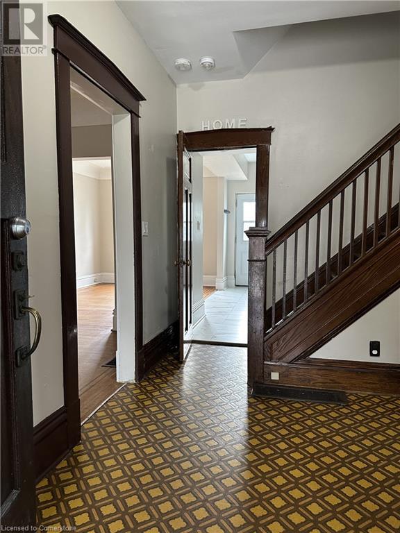 146 Lottridge Street, Hamilton, Ontario  L8L 6V4 - Photo 3 - 40683447