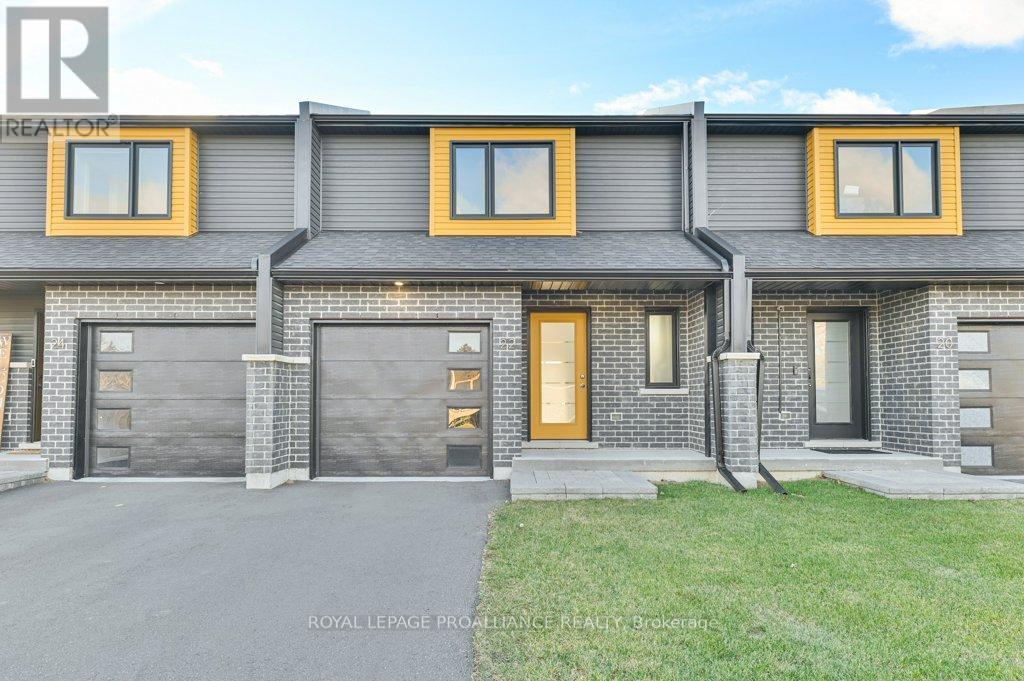 22 Brittany Lane, Quinte West, Ontario  K0K 2C0 - Photo 1 - X11882987