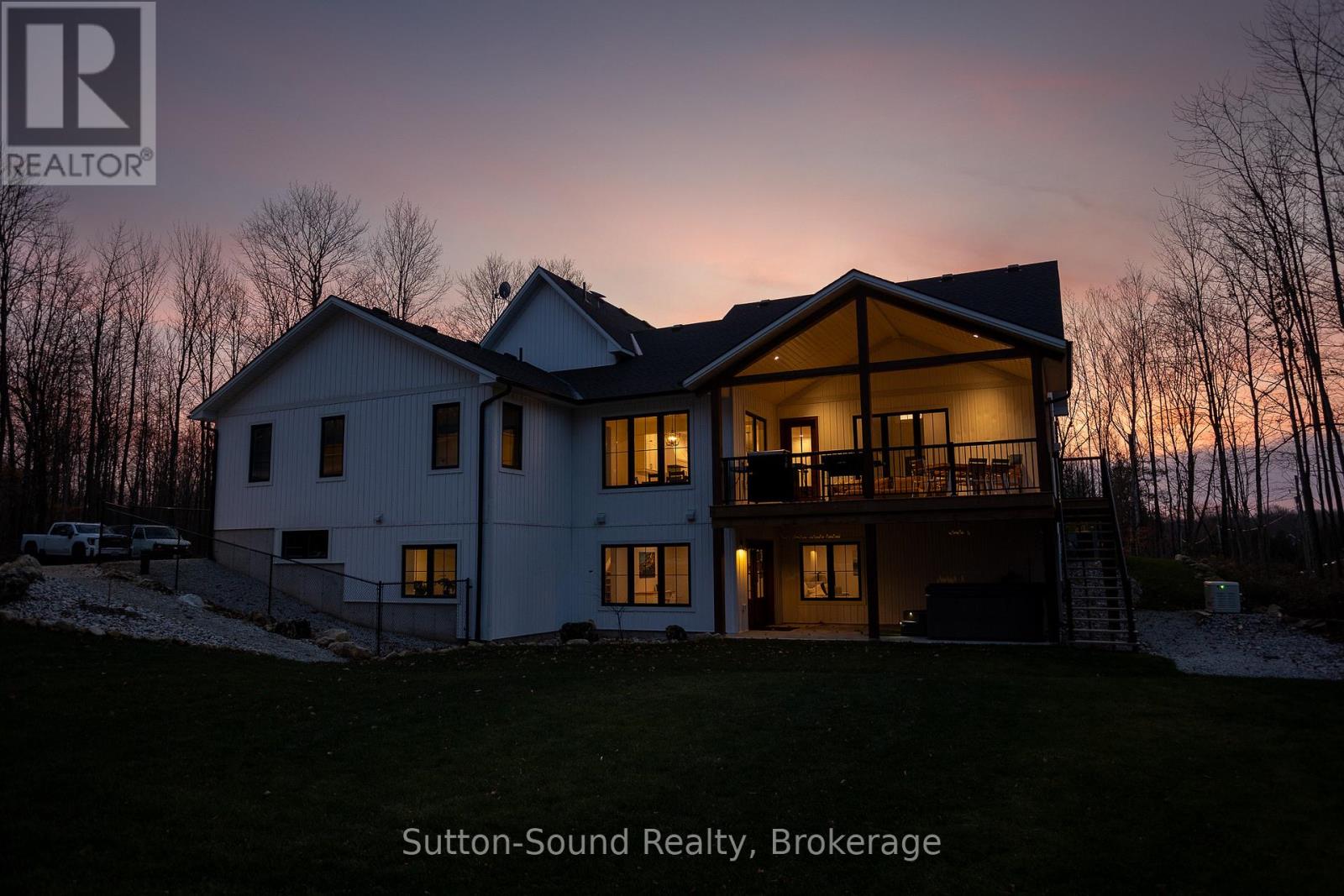150 Spencer Avenue, Georgian Bluffs, Ontario  N0H 2K0 - Photo 2 - X11882881