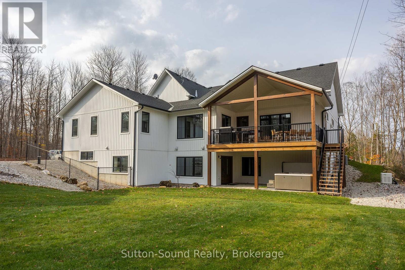 150 Spencer Avenue, Georgian Bluffs, Ontario  N0H 2K0 - Photo 4 - X11882881