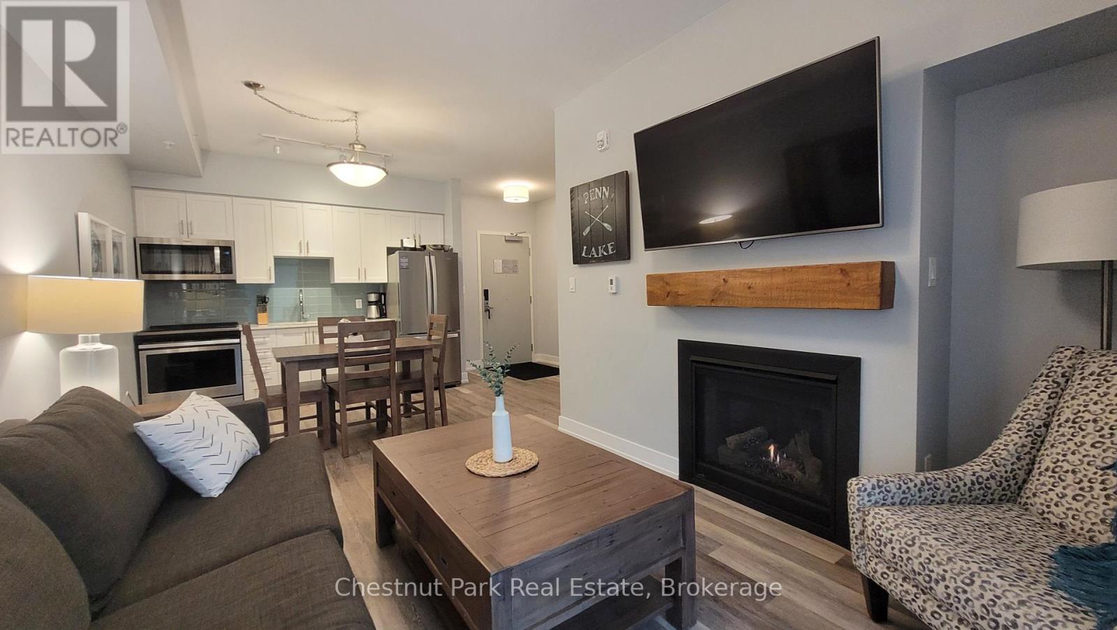330 - 25 Pen Lake Point Road, Huntsville, Ontario  P1H 1A9 - Photo 5 - X11882883