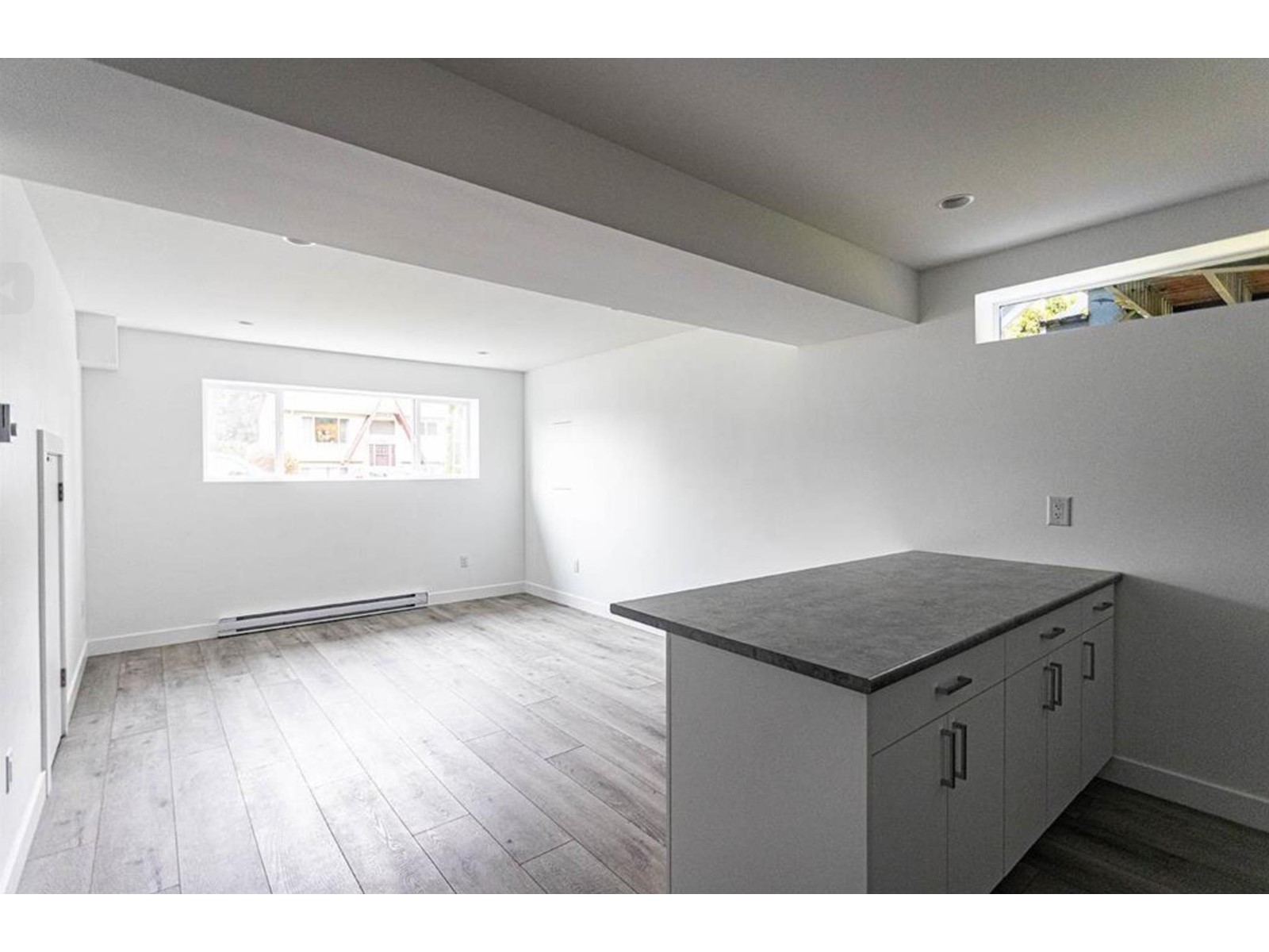 Property at 20578 48B AVENUE image 4