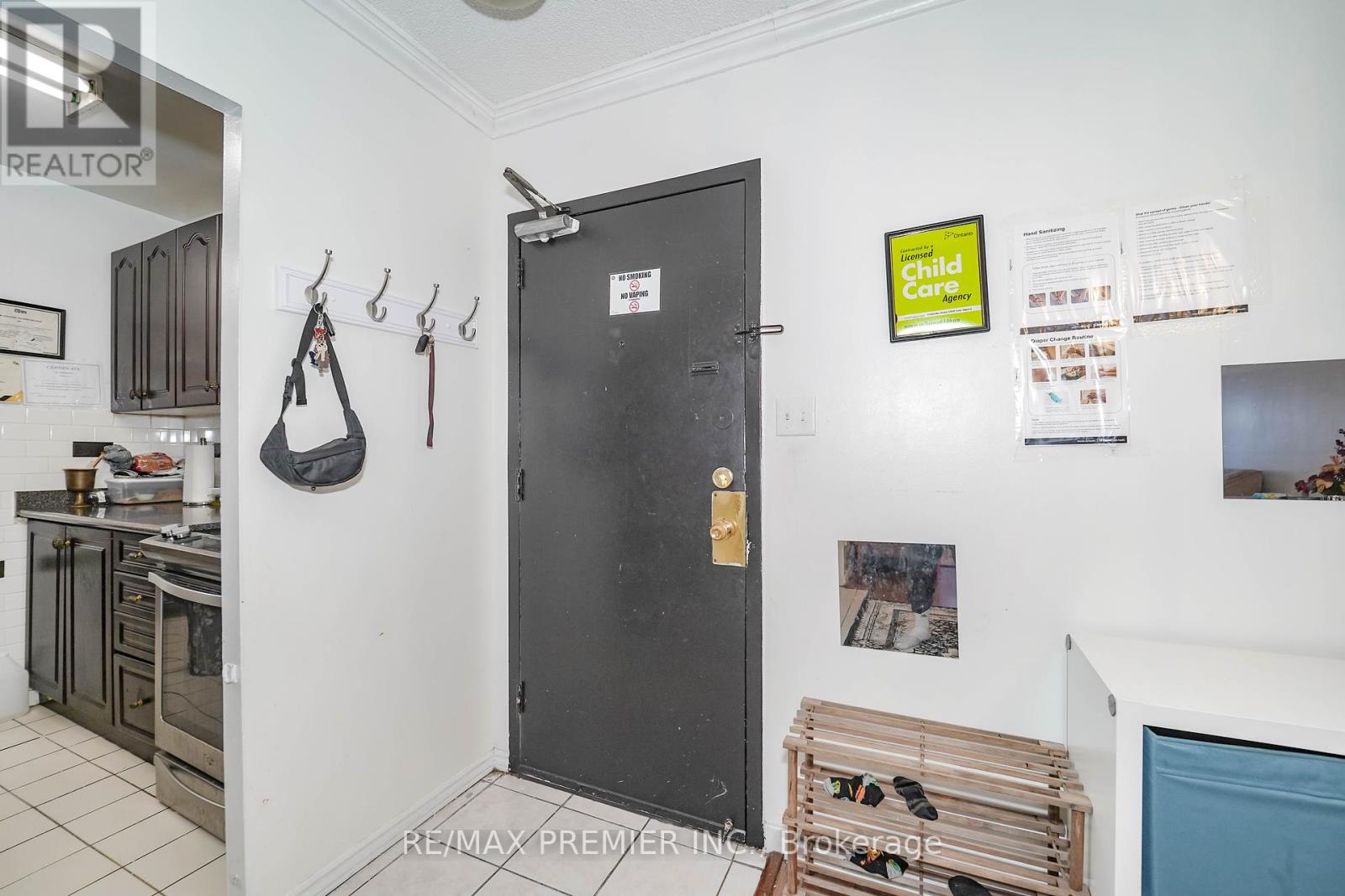 # 110 - 340 Dixon Road, Toronto (Kingsview Village-The Westway), Ontario  M9R 1T1 - Photo 10 - W11882937