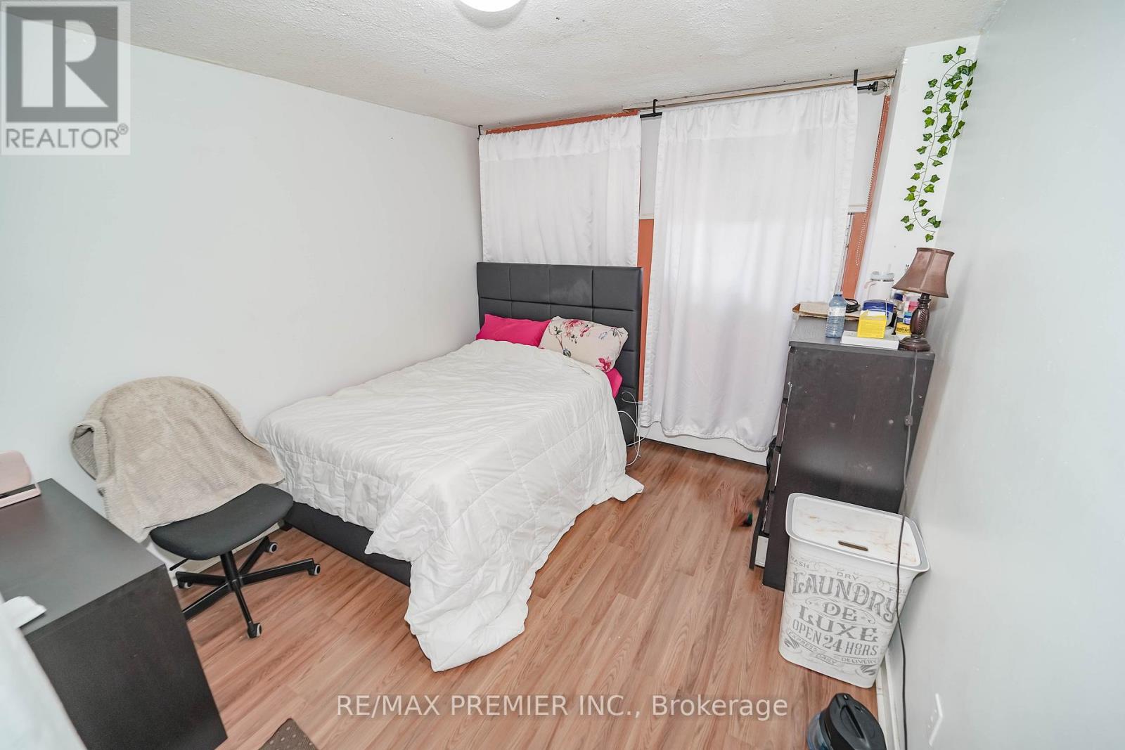 # 110 - 340 Dixon Road, Toronto (Kingsview Village-The Westway), Ontario  M9R 1T1 - Photo 12 - W11882937