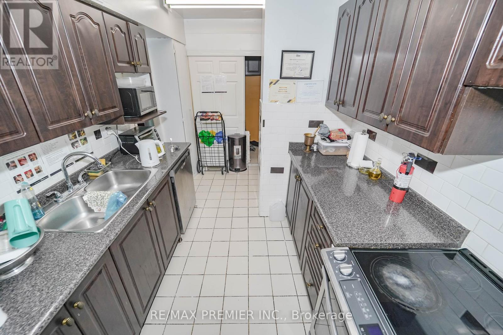 # 110 - 340 Dixon Road, Toronto (Kingsview Village-The Westway), Ontario  M9R 1T1 - Photo 20 - W11882937