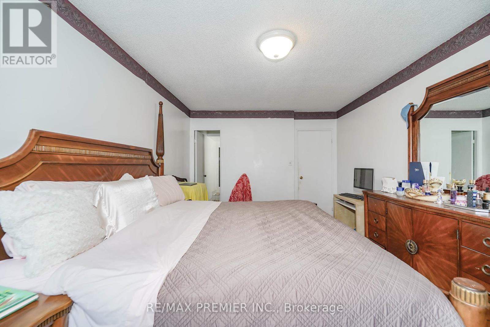 # 110 - 340 Dixon Road, Toronto (Kingsview Village-The Westway), Ontario  M9R 1T1 - Photo 25 - W11882937