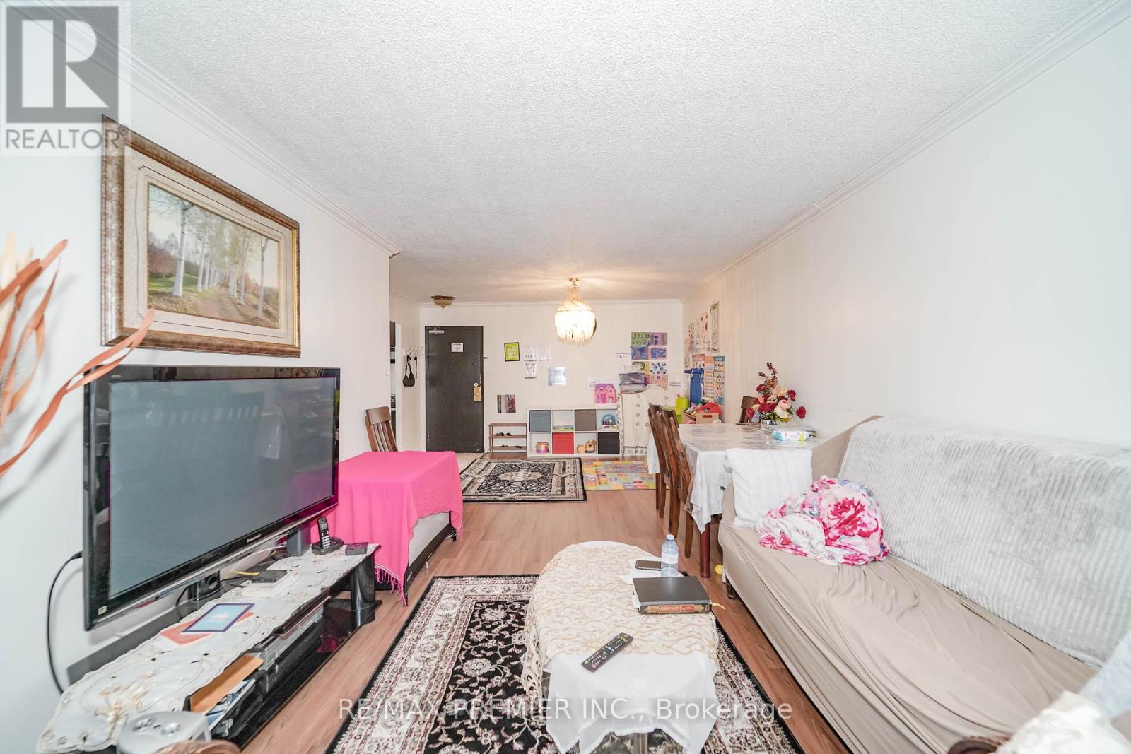 # 110 - 340 Dixon Road, Toronto (Kingsview Village-The Westway), Ontario  M9R 1T1 - Photo 7 - W11882937
