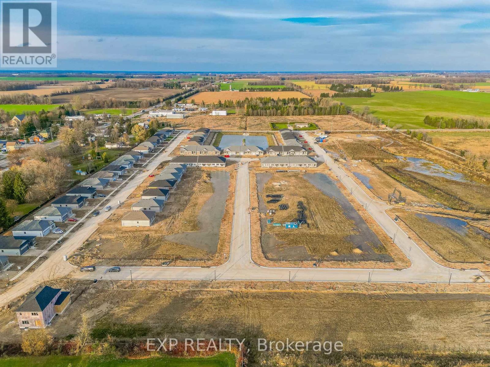 143 Saunders Street, North Perth, Ontario  N0G 1B0 - Photo 5 - X11881467