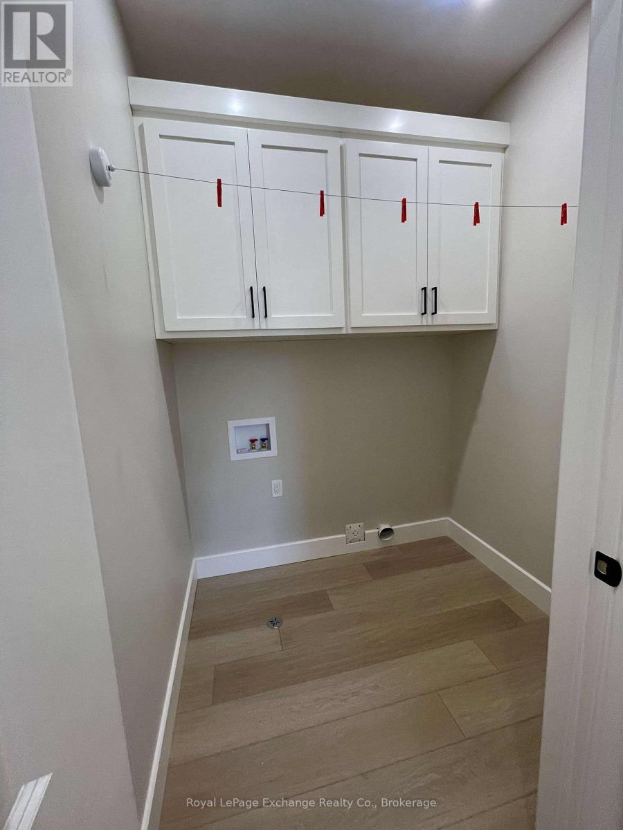 60 Mercedes Cres Crescent W, Kincardine, Ontario  N2Z 1G8 - Photo 12 - X11883054