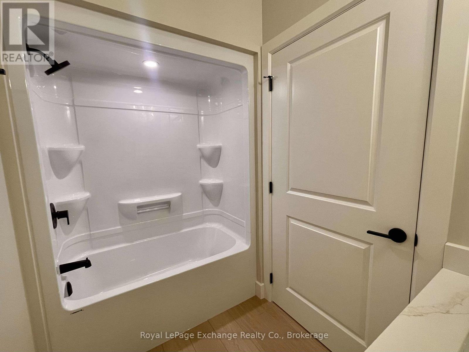 60 Mercedes Cres Crescent W, Kincardine, Ontario  N2Z 1G8 - Photo 13 - X11883054