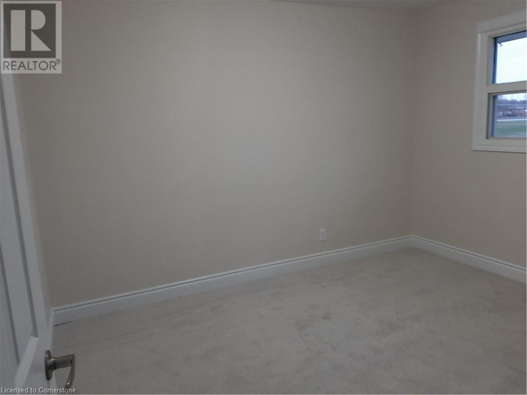34 Elmwood Avenue, Cambridge, Ontario  N1R 4X9 - Photo 11 - 40681419