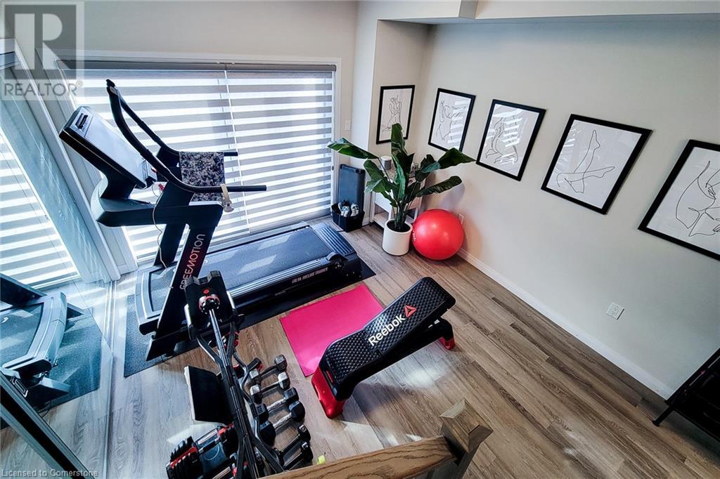 270 Melvin Avenue Avenue Unit# 27, Hamilton, Ontario  L8H 2K2 - Photo 7 - 40683678