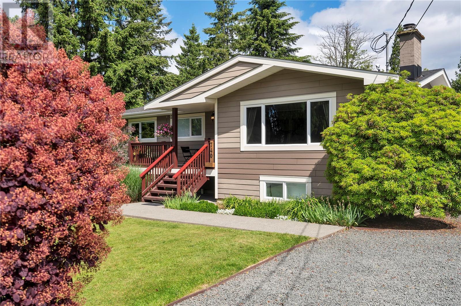 740 Nicholls Rd, Campbell River, British Columbia  V9W 3P6 - Photo 1 - 982754