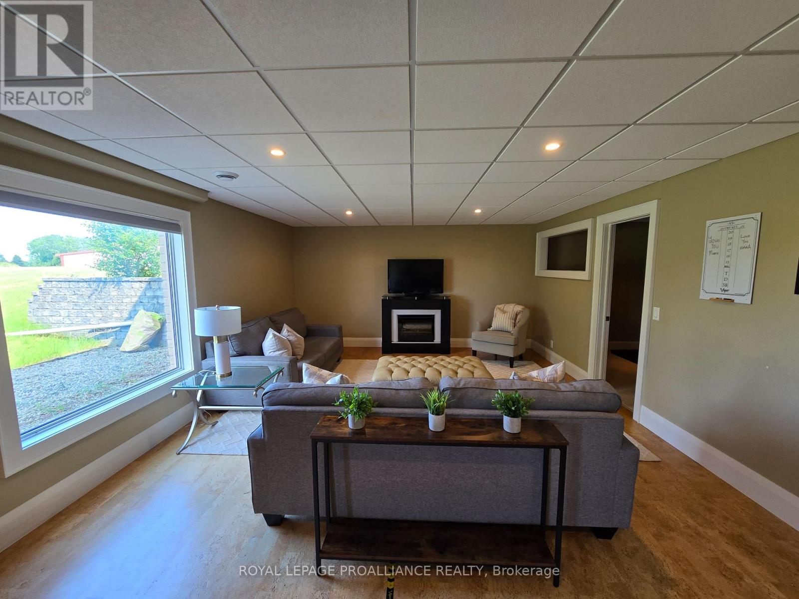 13762 Loyalist Parkway, Prince Edward County, Ontario  K0K 1A0 - Photo 20 - X11883093