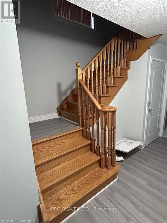 129 Sewells Lane, Brampton, Ontario  L7A 2Z7 - Photo 5 - 40680816