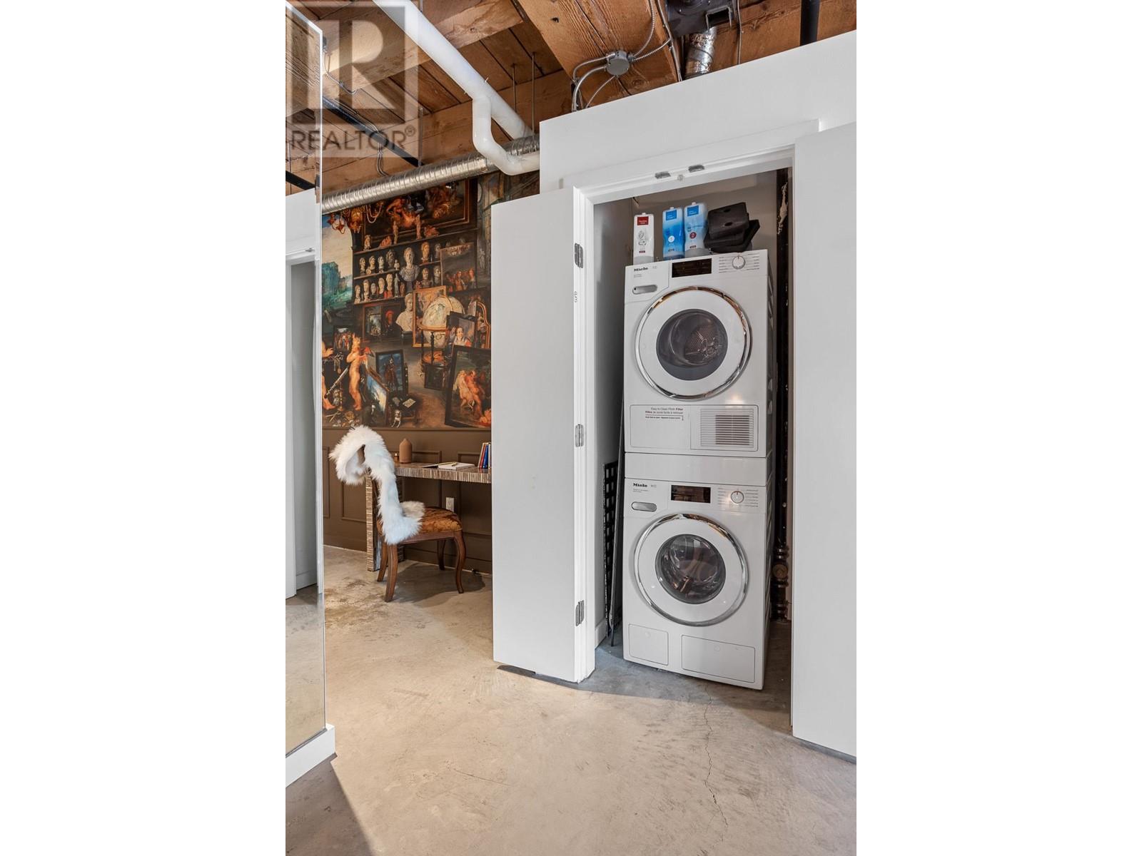 Listing Picture 27 of 31 : 310 55 E CORDOVA STREET, Vancouver / 溫哥華 - 魯藝地產 Yvonne Lu Group - MLS Medallion Club Member