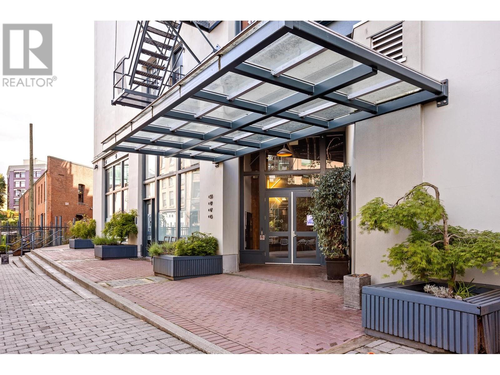 Listing Picture 6 of 31 : 310 55 E CORDOVA STREET, Vancouver / 溫哥華 - 魯藝地產 Yvonne Lu Group - MLS Medallion Club Member