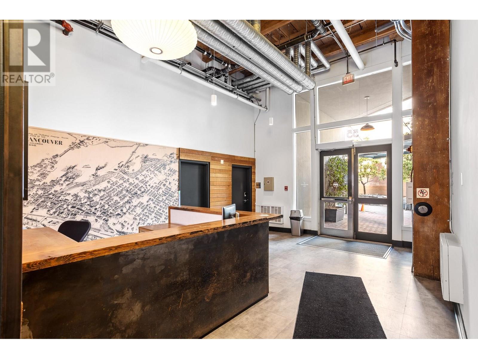 Listing Picture 7 of 31 : 310 55 E CORDOVA STREET, Vancouver / 溫哥華 - 魯藝地產 Yvonne Lu Group - MLS Medallion Club Member