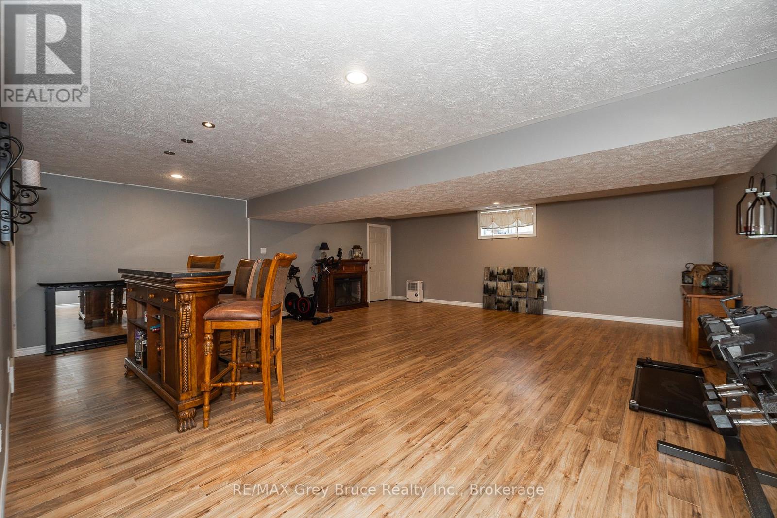 319586 Grey Road 1 Road, Georgian Bluffs, Ontario  N0H 1S0 - Photo 22 - X11883096