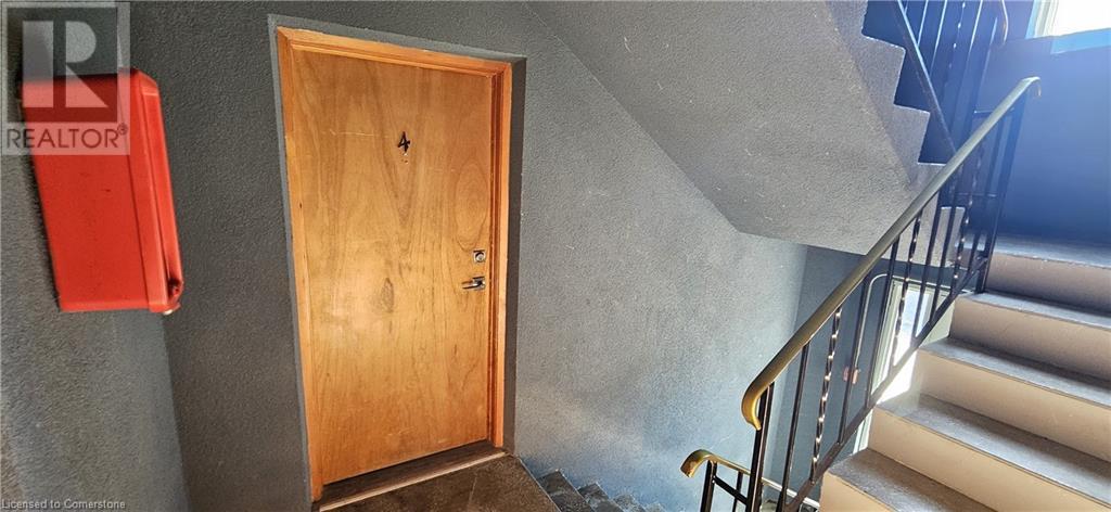 89 Beck Street Unit# 4, Cambridge, Ontario  N3H 2Y1 - Photo 2 - 40683699
