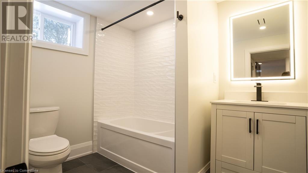 242 West 18th Street, Hamilton, Ontario  L9C 4G9 - Photo 22 - 40674260