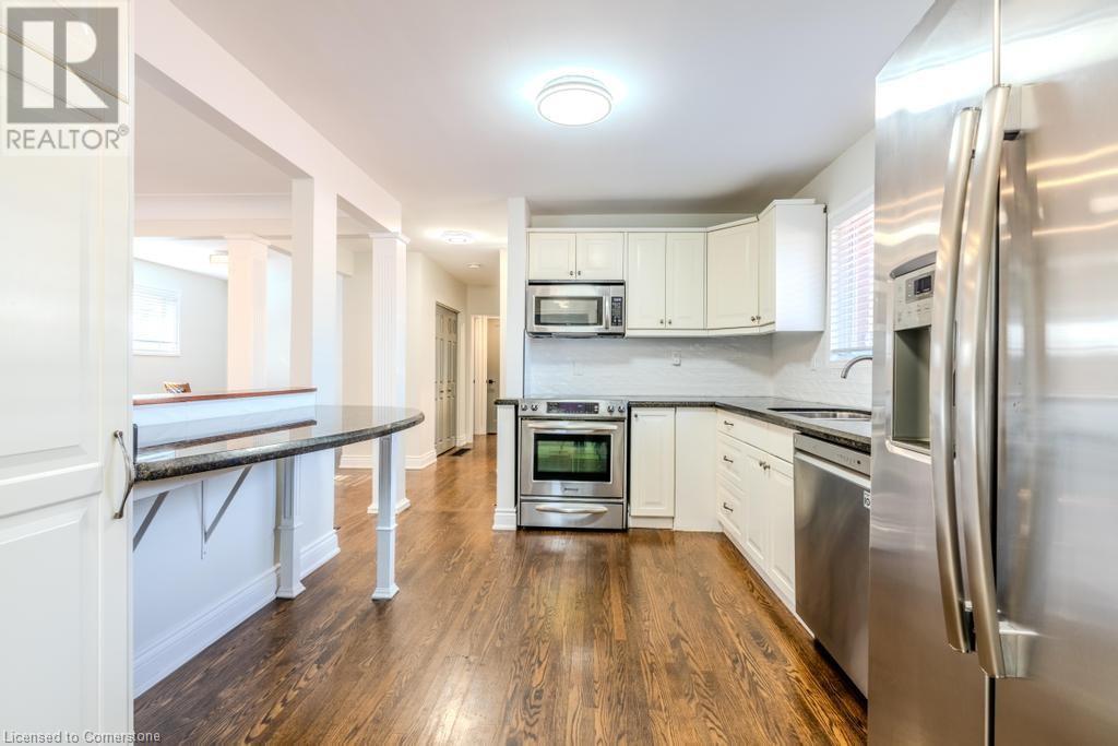 242 West 18th Street, Hamilton, Ontario  L9C 4G9 - Photo 4 - 40674260