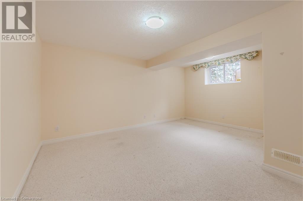 63 Templeton Drive, Kitchener, Ontario  N2A 4G1 - Photo 35 - 40683357