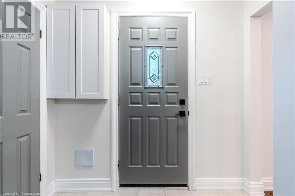 242 West 18th Street, Hamilton, Ontario  L9C 4G9 - Photo 3 - 40674725