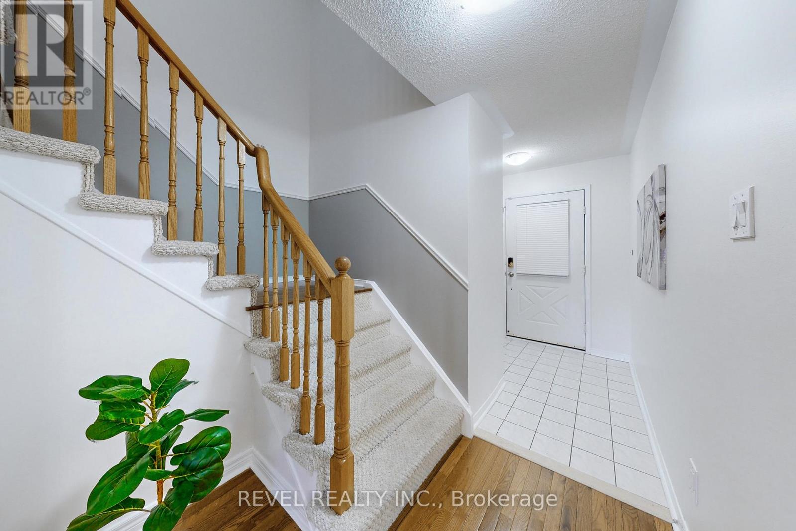 20 Wickstead Court, Brampton, Ontario  L6R 1N8 - Photo 11 - W11883104