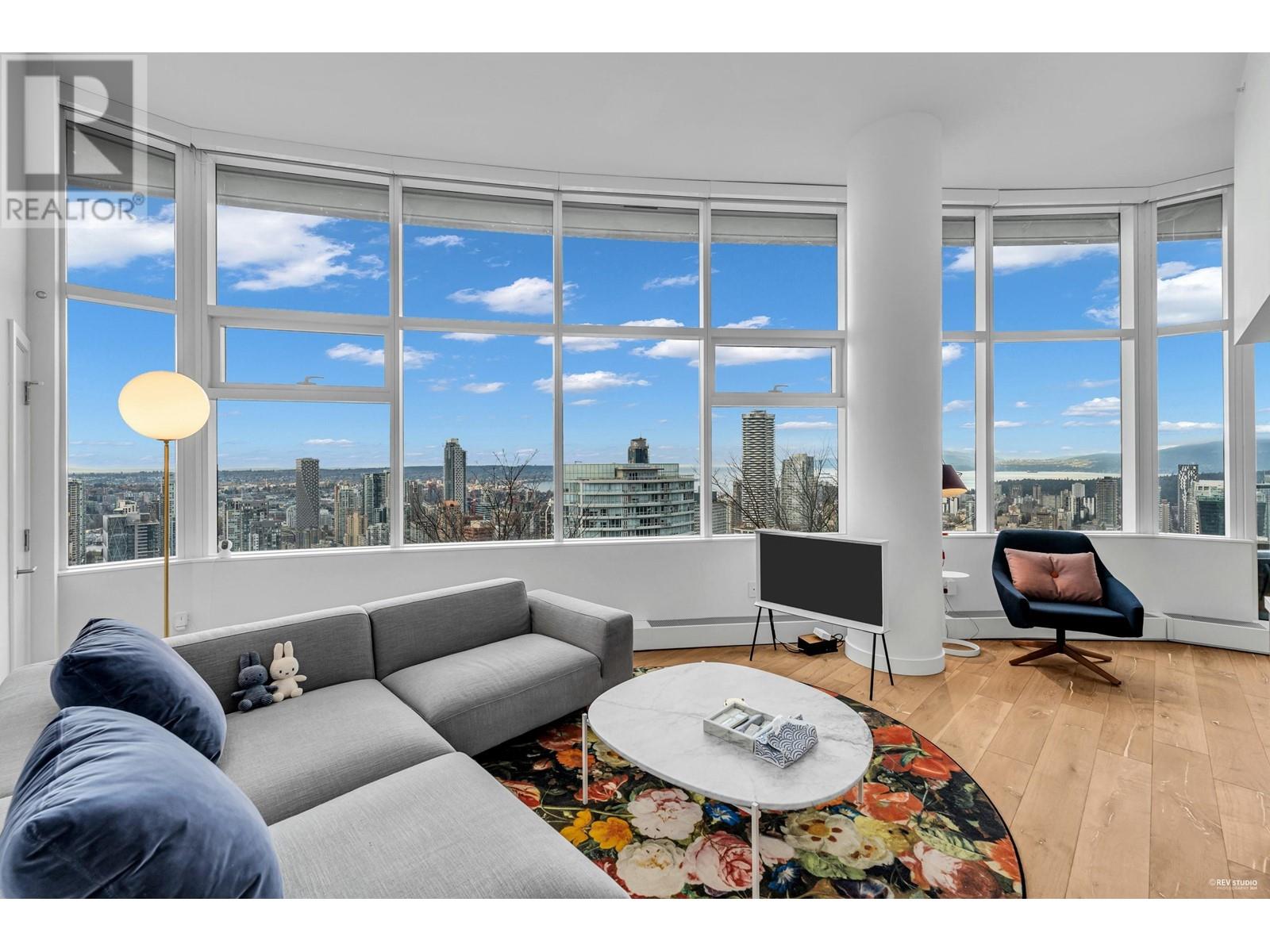 Property at 5001 777 RICHARDS STREET image 1