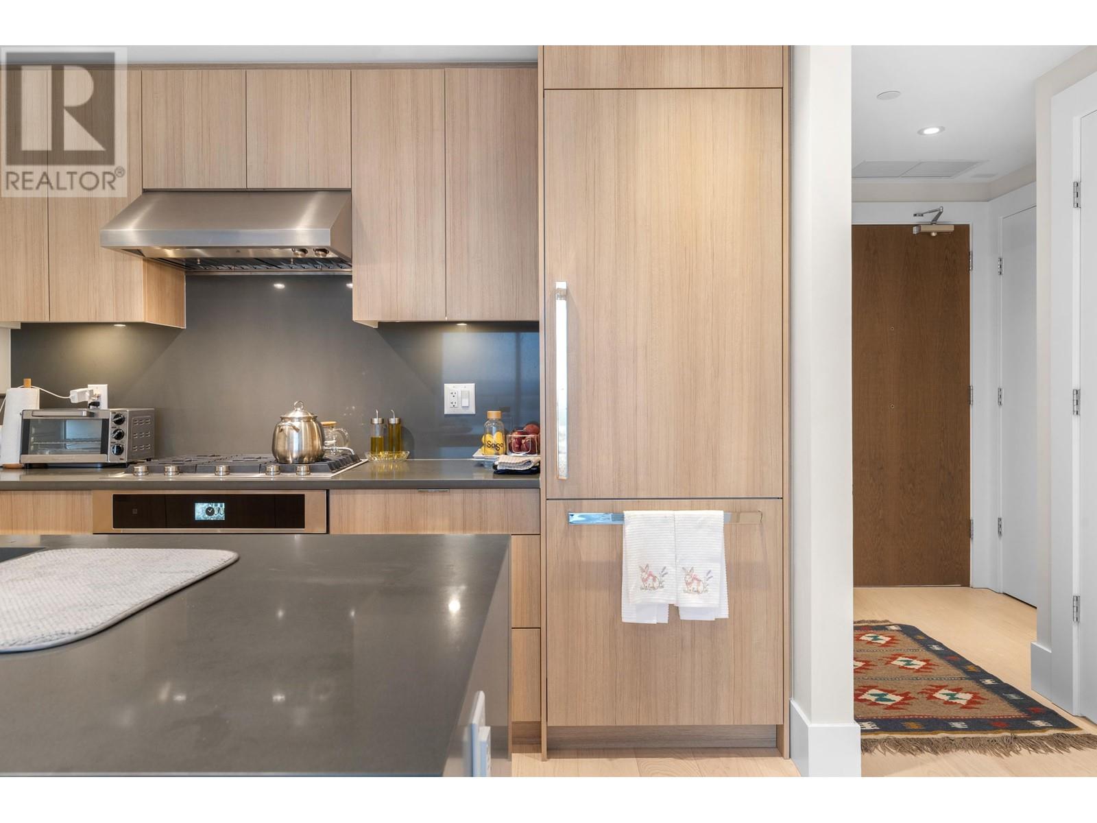 Listing Picture 13 of 40 : 2205 3430 E KENT AVENUE SOUTH, Vancouver / 溫哥華 - 魯藝地產 Yvonne Lu Group - MLS Medallion Club Member