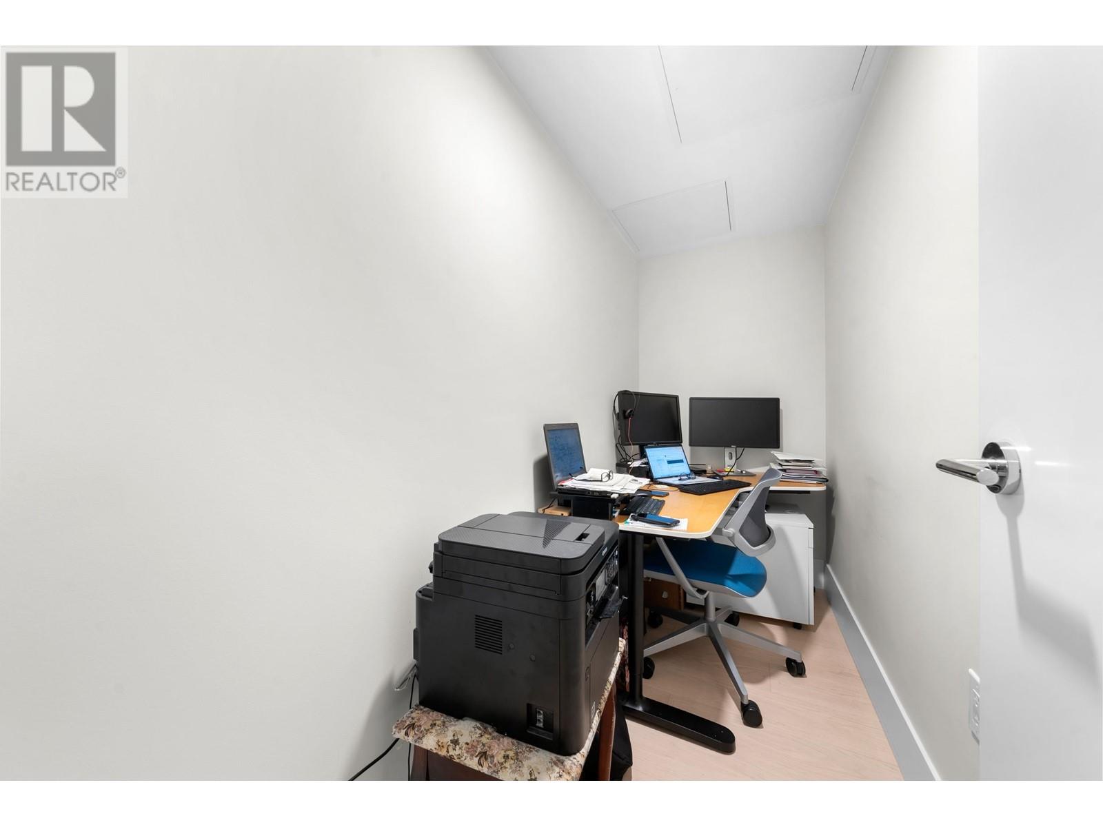 Listing Picture 26 of 40 : 2205 3430 E KENT AVENUE SOUTH, Vancouver / 溫哥華 - 魯藝地產 Yvonne Lu Group - MLS Medallion Club Member