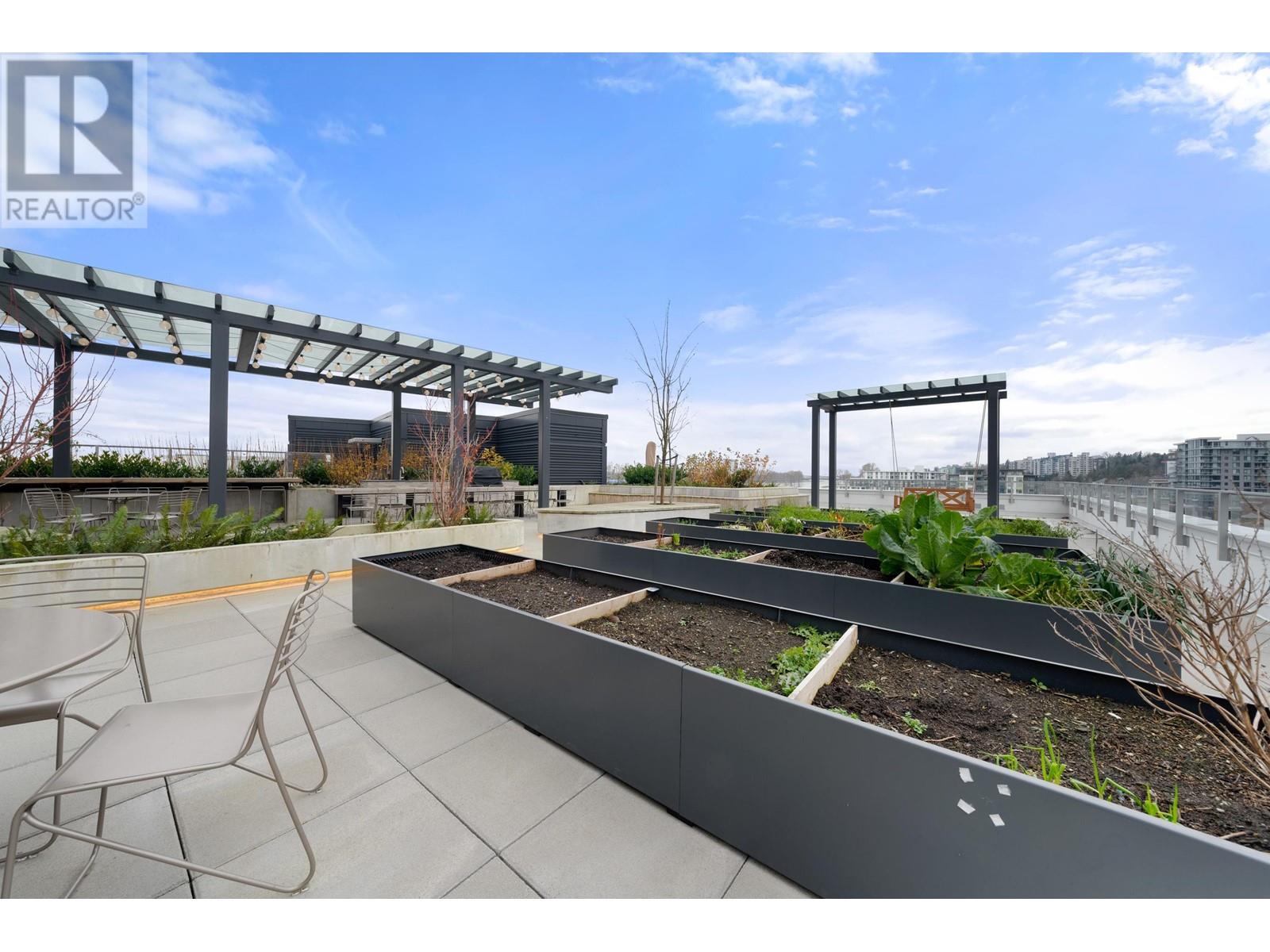 Listing Picture 31 of 40 : 2205 3430 E KENT AVENUE SOUTH, Vancouver / 溫哥華 - 魯藝地產 Yvonne Lu Group - MLS Medallion Club Member