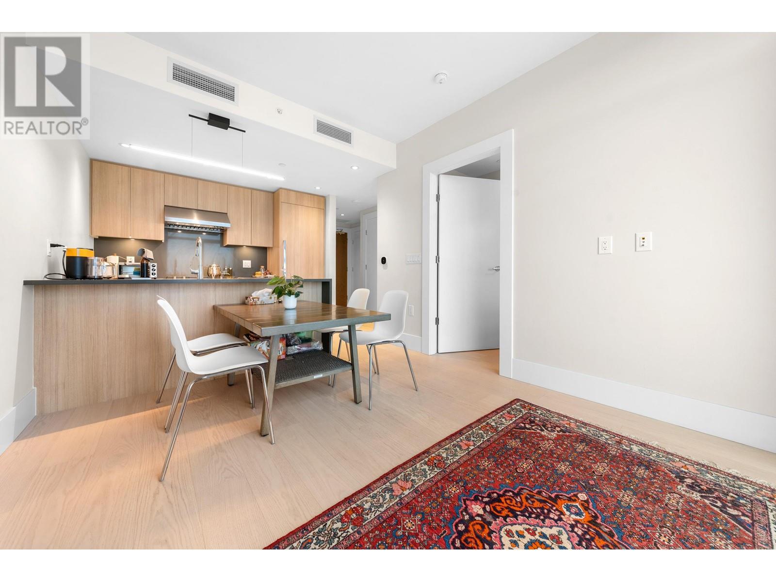 Listing Picture 5 of 40 : 2205 3430 E KENT AVENUE SOUTH, Vancouver / 溫哥華 - 魯藝地產 Yvonne Lu Group - MLS Medallion Club Member