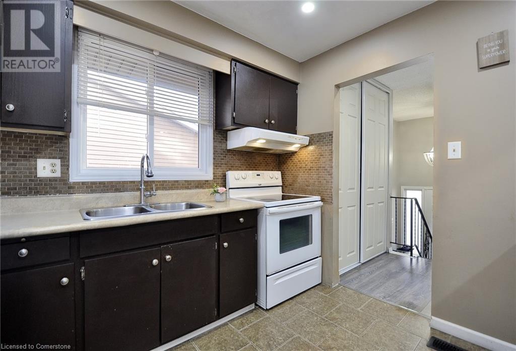 37 Autumn Road, Brantford, Ontario  N3R 7B1 - Photo 12 - 40682815