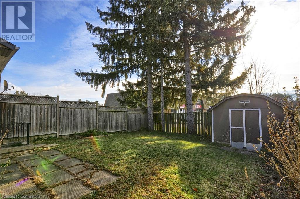 37 Autumn Road, Brantford, Ontario  N3R 7B1 - Photo 26 - 40682815