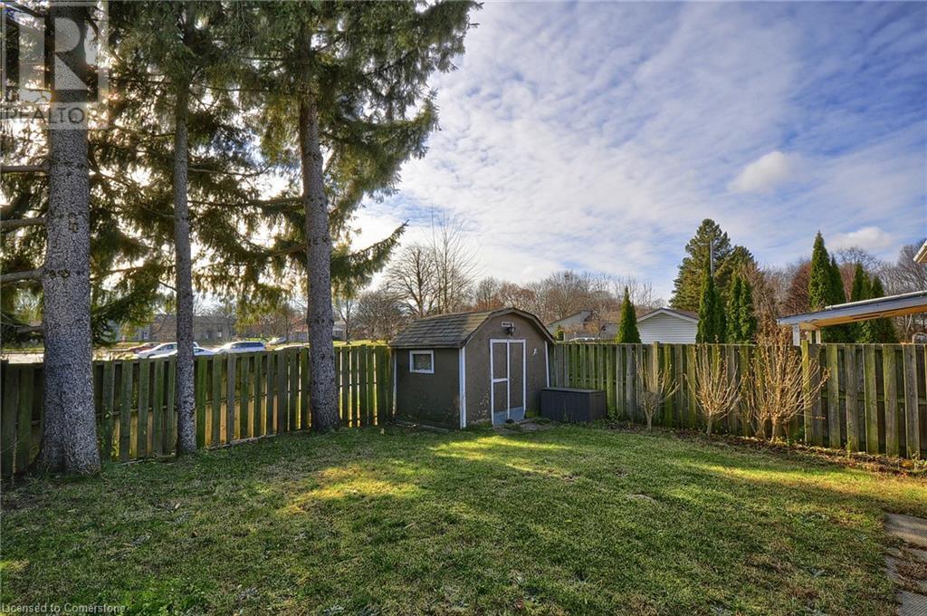 37 Autumn Road, Brantford, Ontario  N3R 7B1 - Photo 28 - 40682815