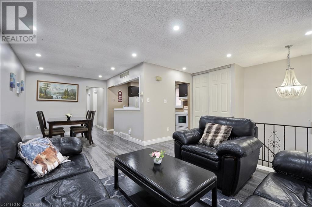 37 Autumn Road, Brantford, Ontario  N3R 7B1 - Photo 6 - 40682815