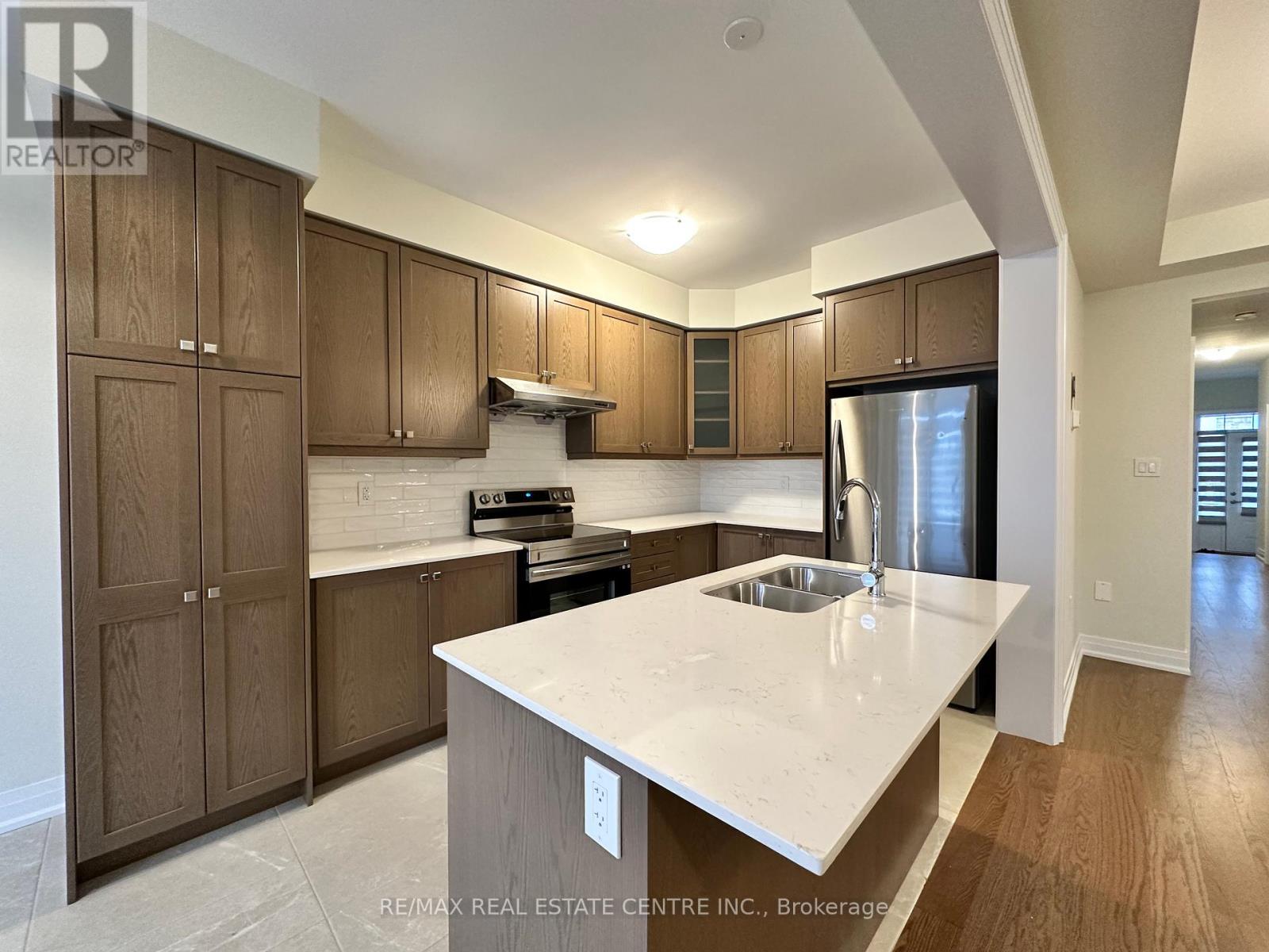 124 Lumb Drive, Cambridge, Ontario  N1T 0E7 - Photo 6 - X11881213